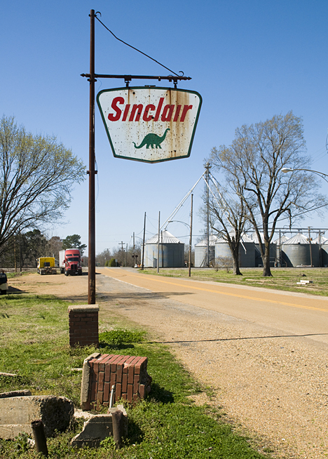 This sign is the last vestige of fomer retail activity at Winchester, Arkansas. Winchester is not by itself. Thousands of other small towns have suffered a similar fate. Others, not yet so afflicted will follow. It is the way of our times.